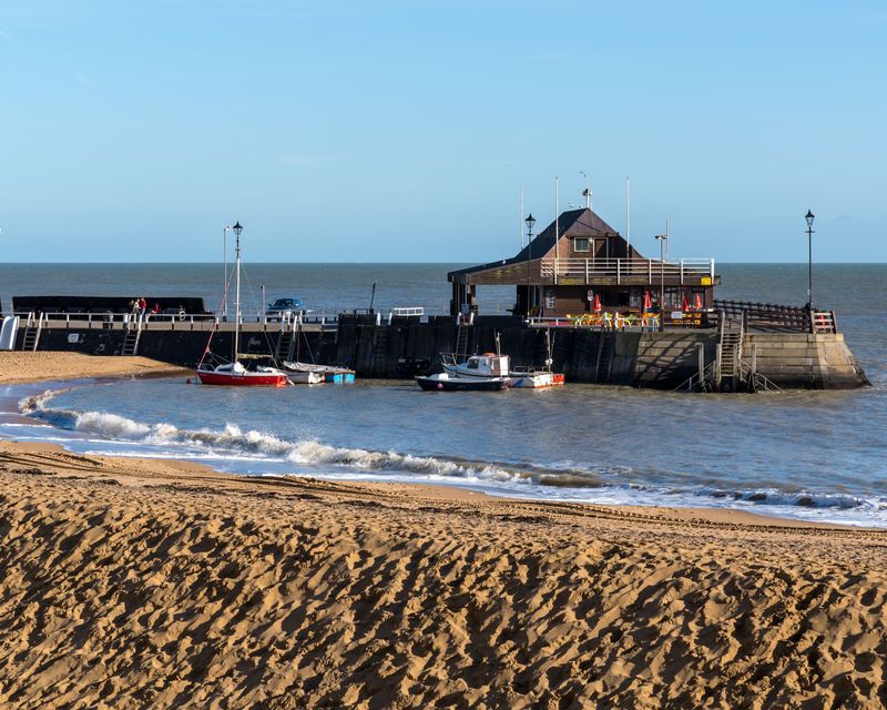 BROADSTAIRS SOGGIORNI STUDIO 5.jpeg